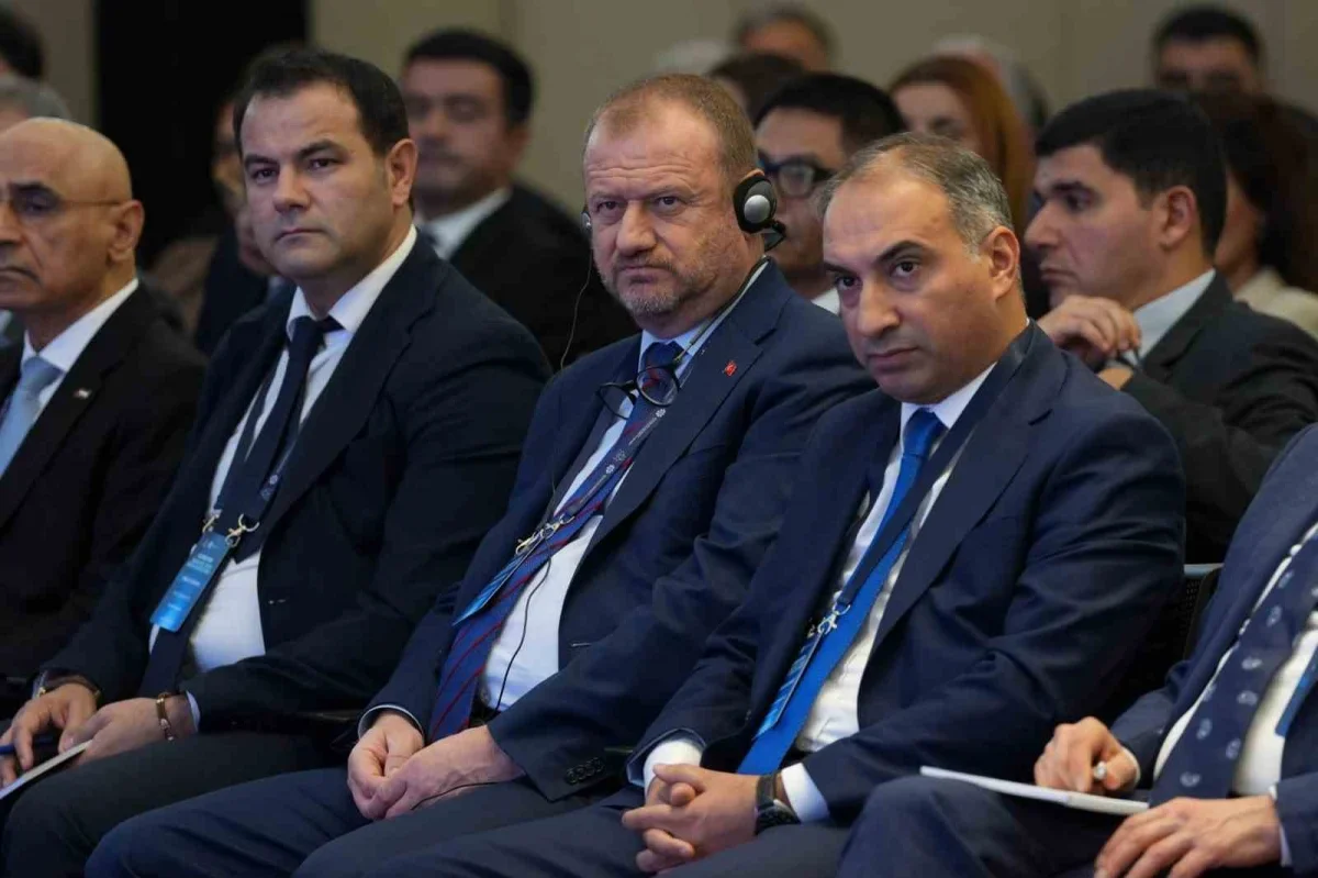RTÜK Başkanı Daniş Bakü'de Dijital Vatan vizyonunu anlattı