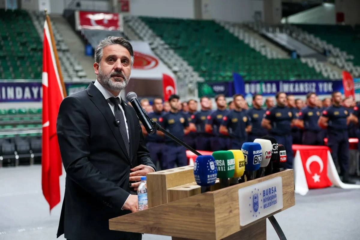 Bursa İtfaiyesi'ne 150 yeni personel katıldı, sayı 1.052'ye çıktı