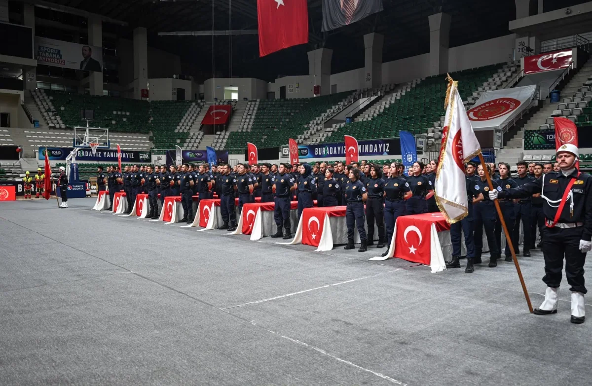 Bursa İtfaiyesi'ne 150 yeni personel katıldı, sayı 1.052'ye çıktı