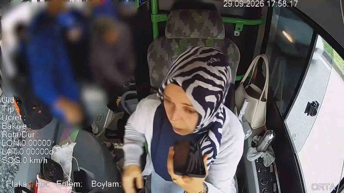 Yasemin Alıç İnegöl'de fenalaşan yolcu için 112'yi aradı