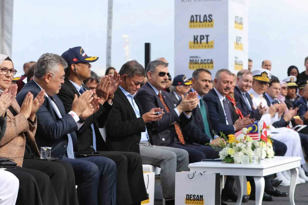 MPMS-1 Kocaeli'de denize indirildi, 2027'de Malezya'ya teslim