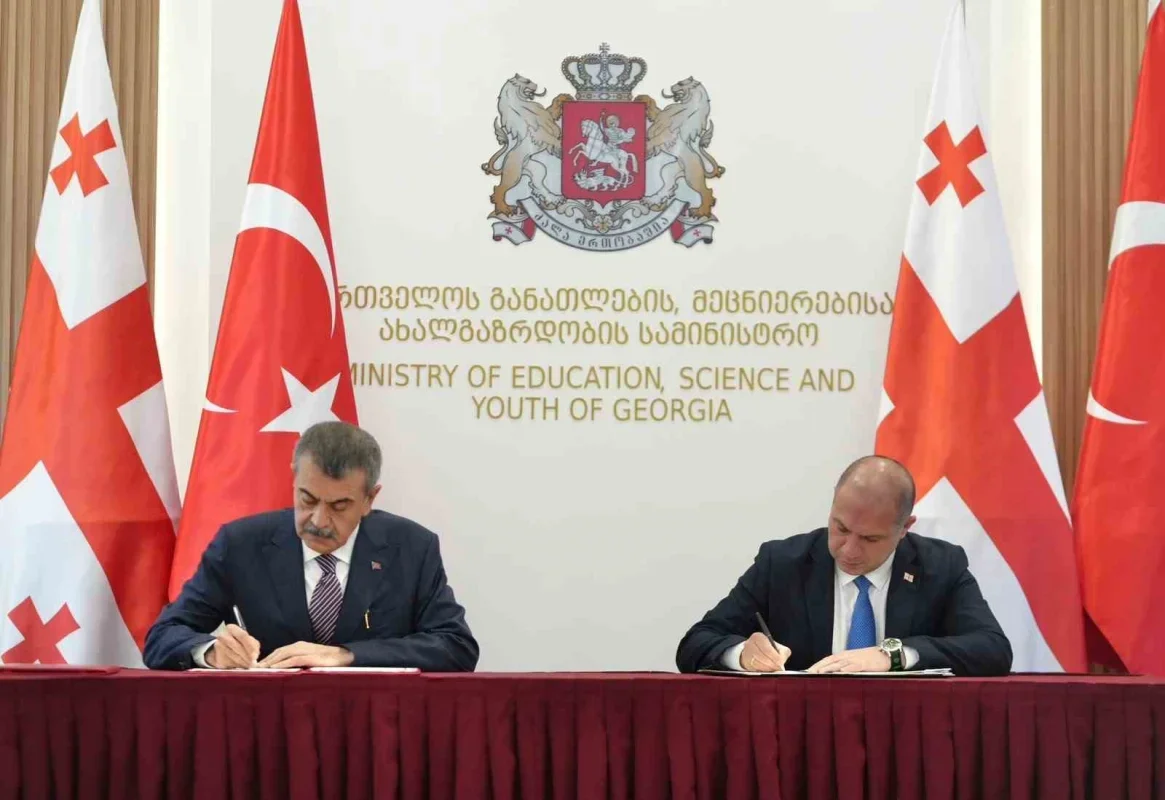 Türkiye-Gürcistan eğitim iş birliği anlaşması Tiflis'te imzalandı