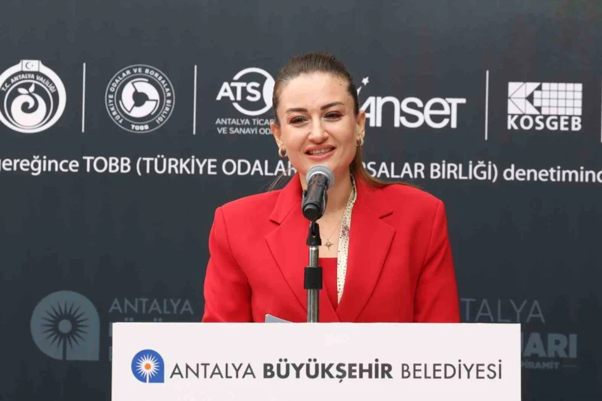 Antalya Kitap Fuarı açıldı: 250 yayınevi ve 300 yazar geliyor