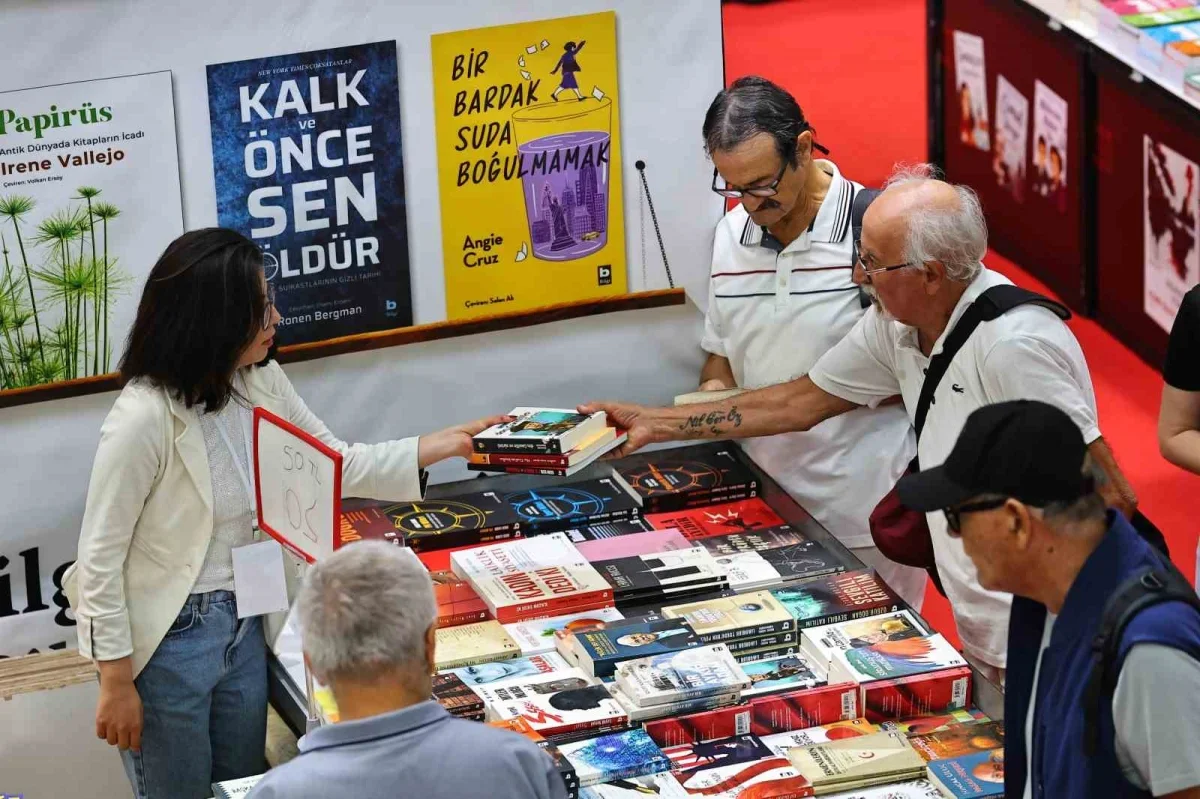 Antalya Kitap Fuarı açıldı: 250 yayınevi ve 300 yazar geliyor
