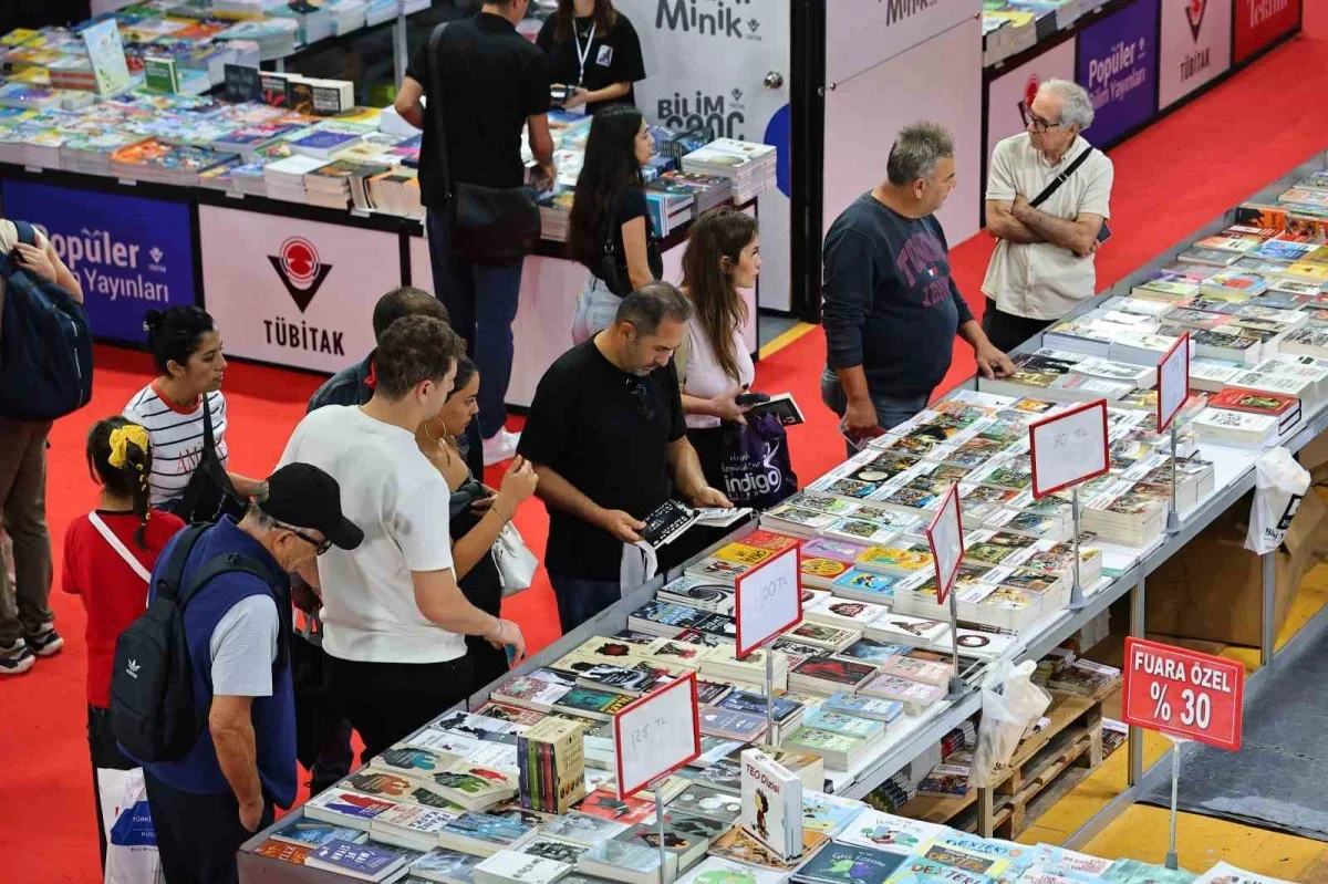 Antalya Kitap Fuarı açıldı: 250 yayınevi ve 300 yazar geliyor