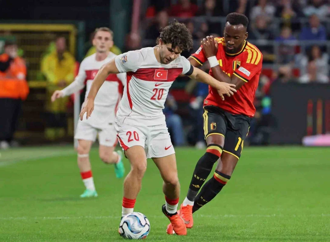 Belçika - Türkiye maçında ilk yarı 1-0 sona erdi