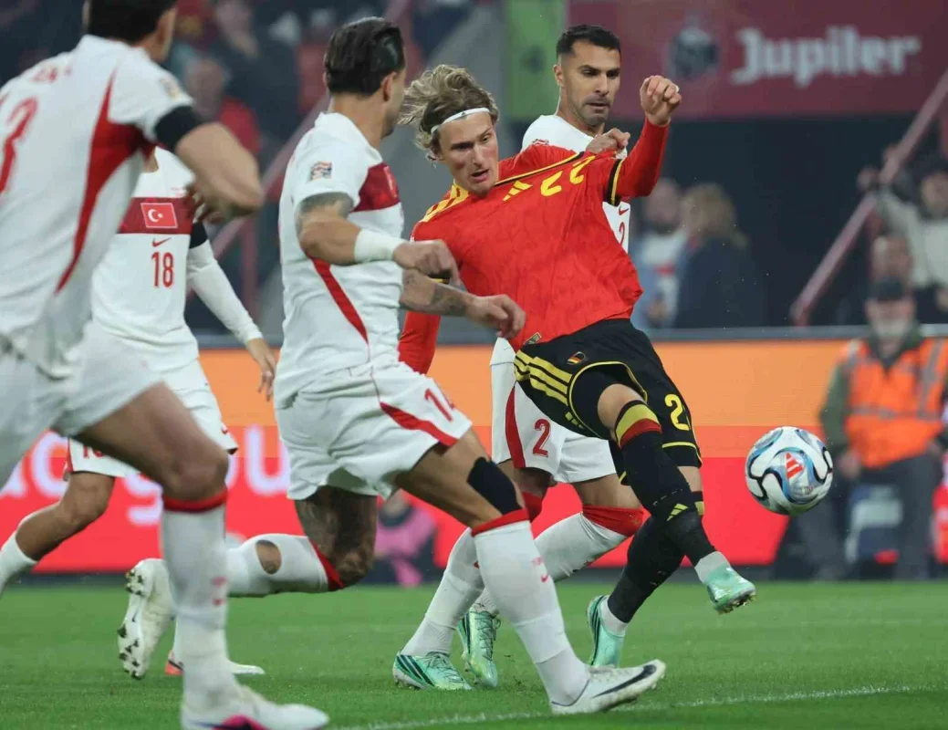 Belçika - Türkiye maçında ilk yarı 1-0 sona erdi