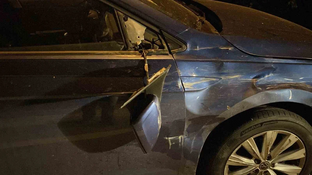 Sarıyer'de kaçan aracın sıkıştırdığı otomobil 6 araca çarptı