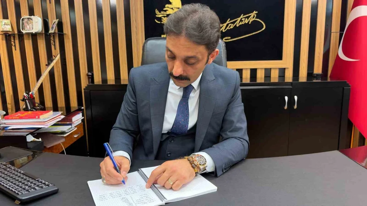 Akran zorbalığı okul başarısını düşürüyor: Velilere uyarı