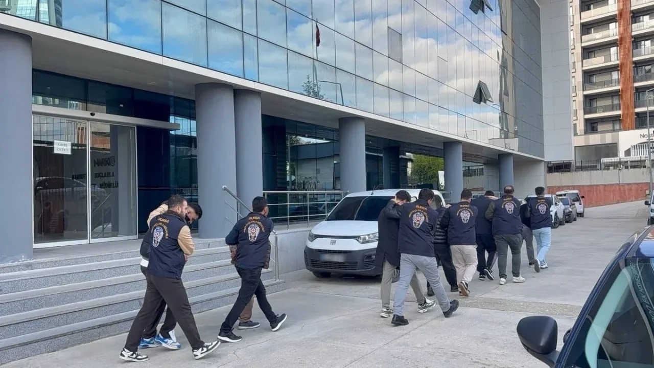 Bursa siber dolandırıcılık operasyonunda 4 şüpheli tutuklandı