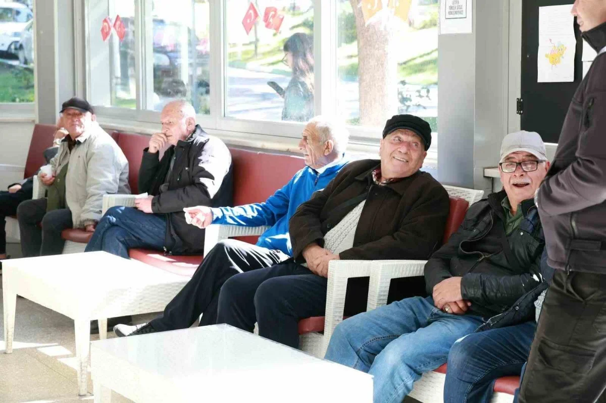 Kaplıkaya Huzurevi'ne Dünya Yaşlılar Günü'nde anlamlı ziyaret