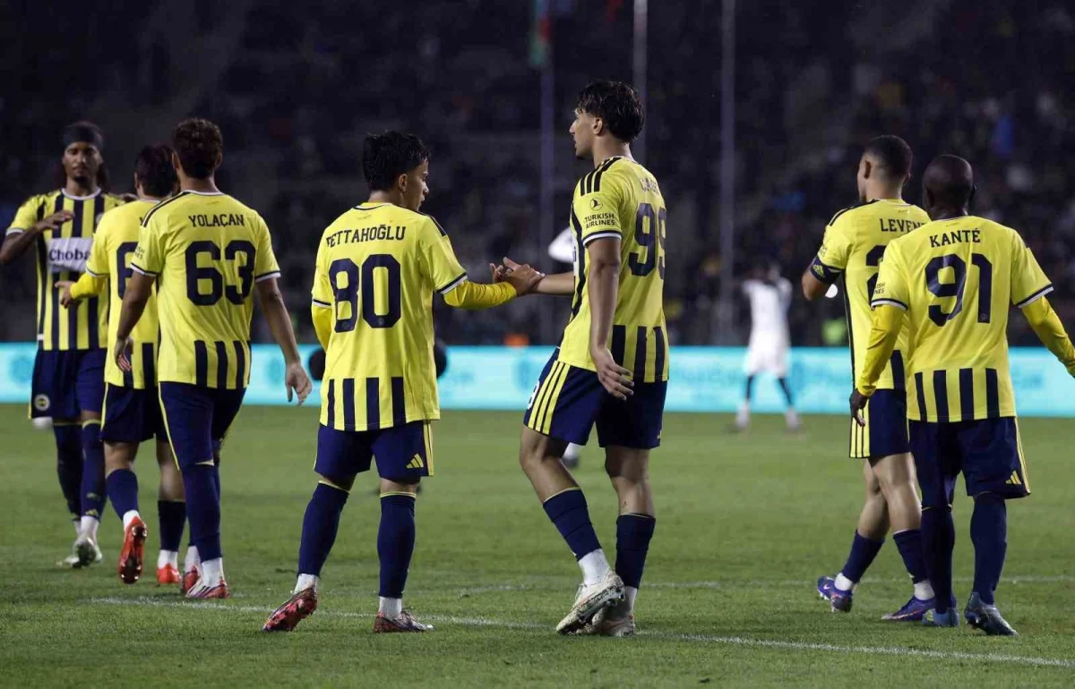 Fenerbahçe, Bakü'de Turan Tovuz'u 2-0 yendi; Greenwood atıldı