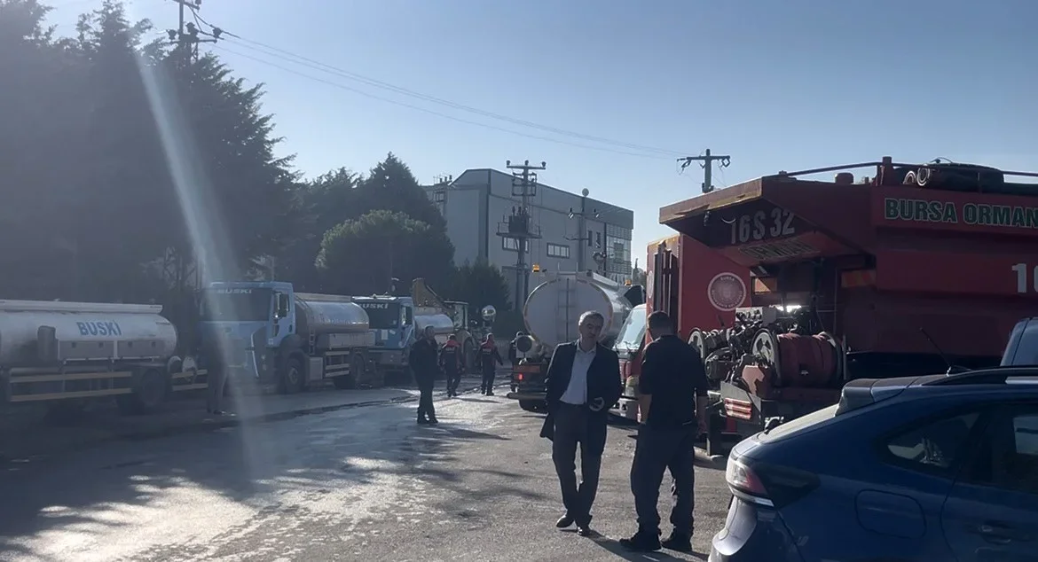 Bursa'da fabrika yangını sonrası hasar havadan görüntülendi