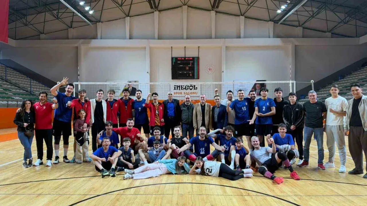 İnegöl Belediyespor, Yeşilçınar Spor'u 3-0 yenerek 3'te 3 yaptı