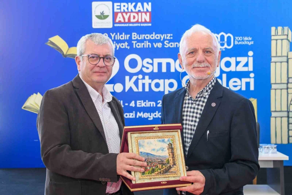 2. Osmangazi Kitap Günleri söyleşi ve imza etkinlikleriyle bitti