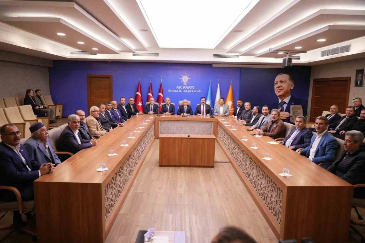 Yenişehir'de Yalçın Ede ve Abdurrahman İletmiş AK Parti'ye katıldı