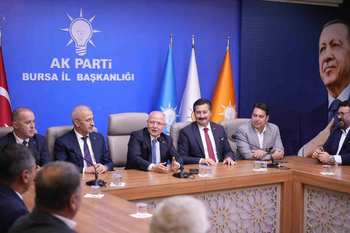 Yenişehir'de Yalçın Ede ve Abdurrahman İletmiş AK Parti'ye katıldı