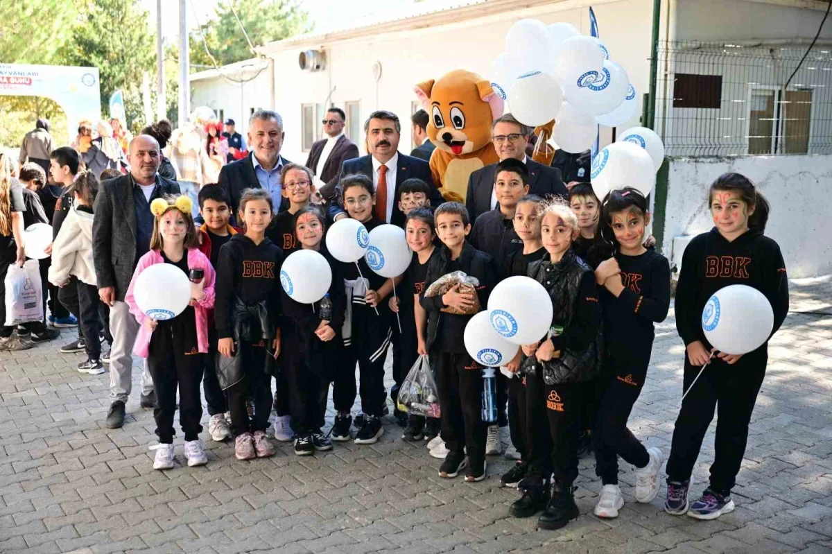 Yıldırım'da sokak hayvanları için sevimli patiler şenliği