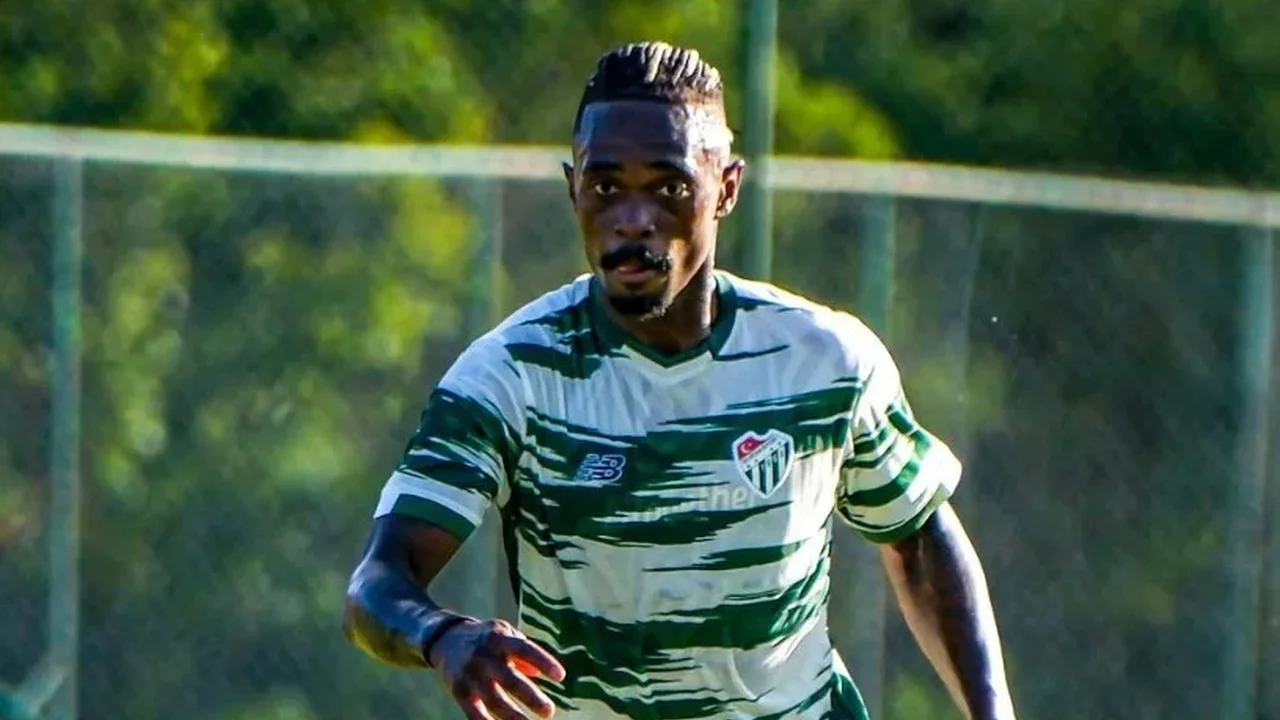 Bursaspor'da Lincoln Henrique 10 gün sahalardan uzak