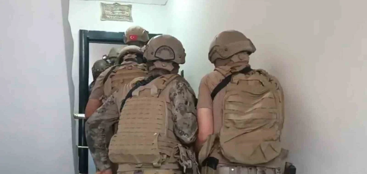Sakarya'da tefecilik operasyonunda 2 şüpheli gözaltında