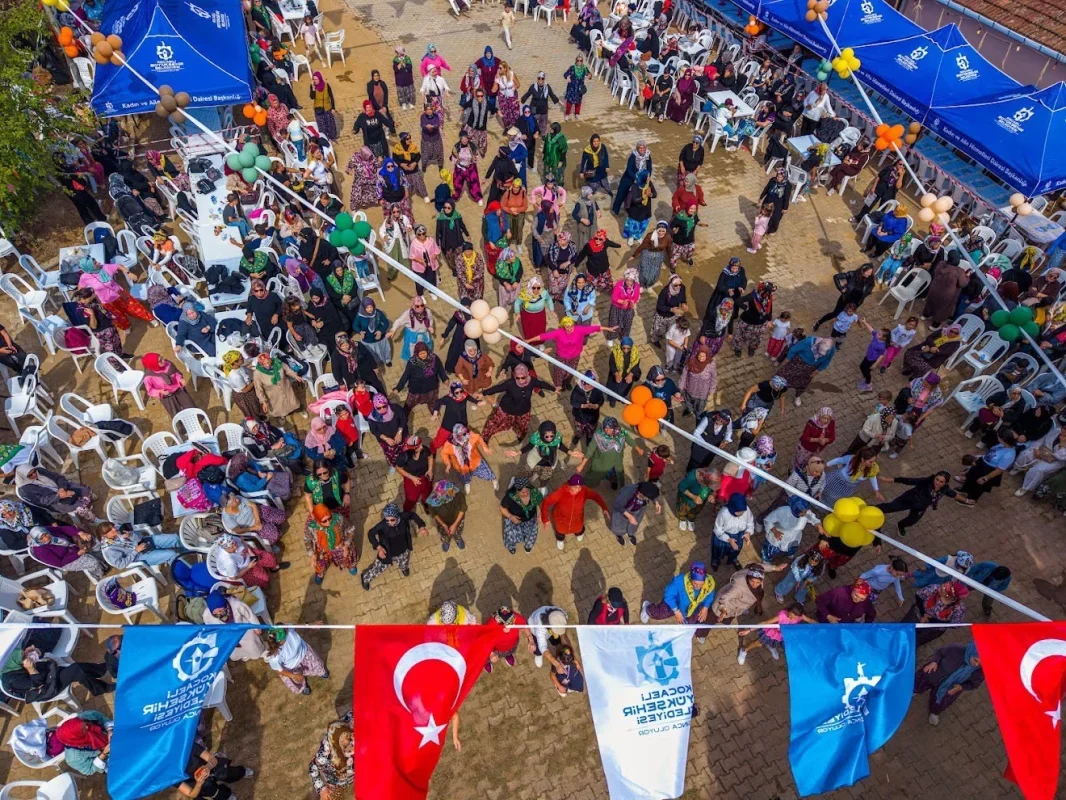Gebze'de kadınlar imeceyle kışlık hazırlık yaptı