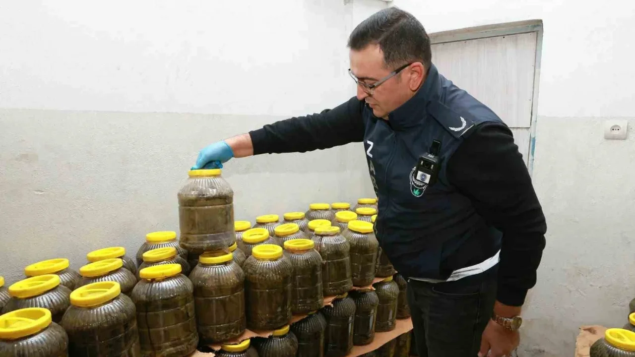 Osmangazi'de 6,5 ton küflü gıda imha edildi