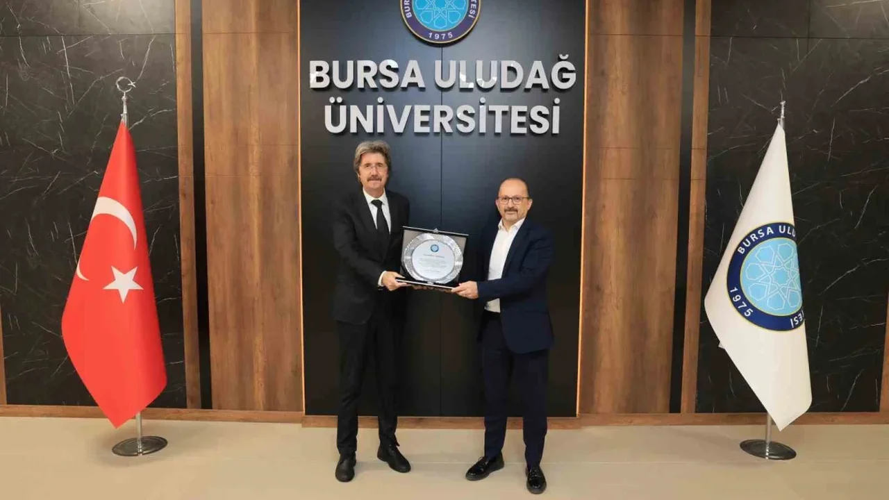 BUÜ Hastanesine pediatrik solunum testi bağışı