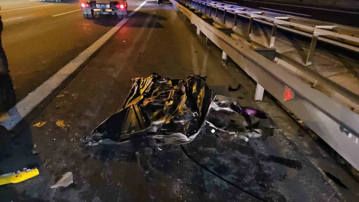 Kağıthane TEM Otoyolu kazasında 1 ölü, 2 yaralı