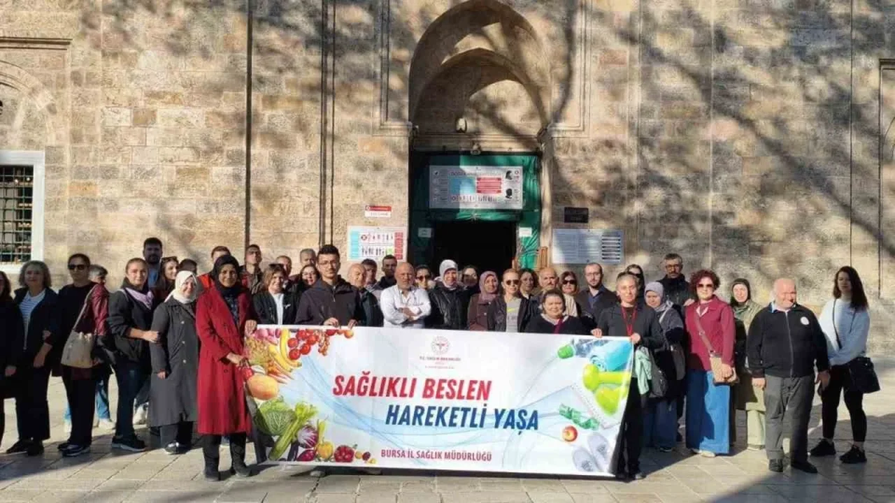 Bursa'da Dünya Yürüyüş Günü için sağlıklı yaşam adımları