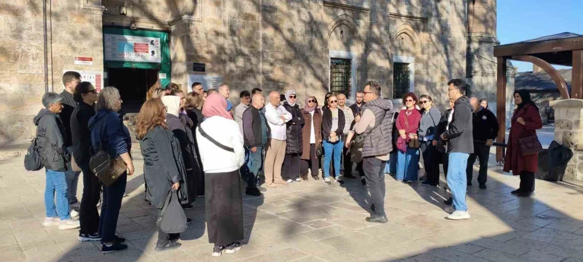 Bursa'da Dünya Yürüyüş Günü için sağlıklı yaşam adımları