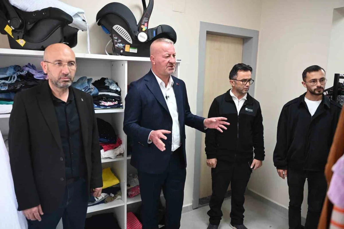Karacabey Belediyesi 13 sosyal destek sunuyor