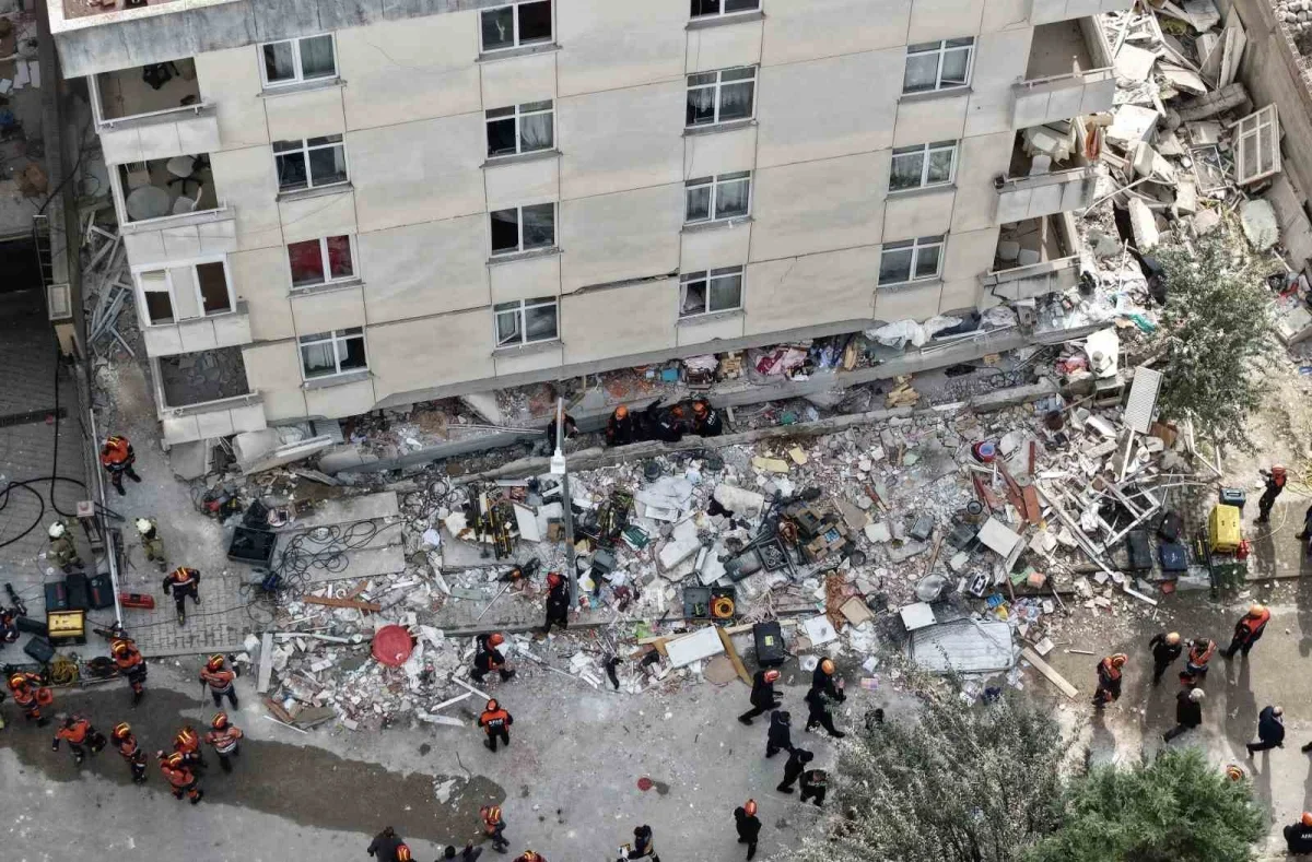 Maltepe'de çöken bina için yüzde 50 büyütme iddiası