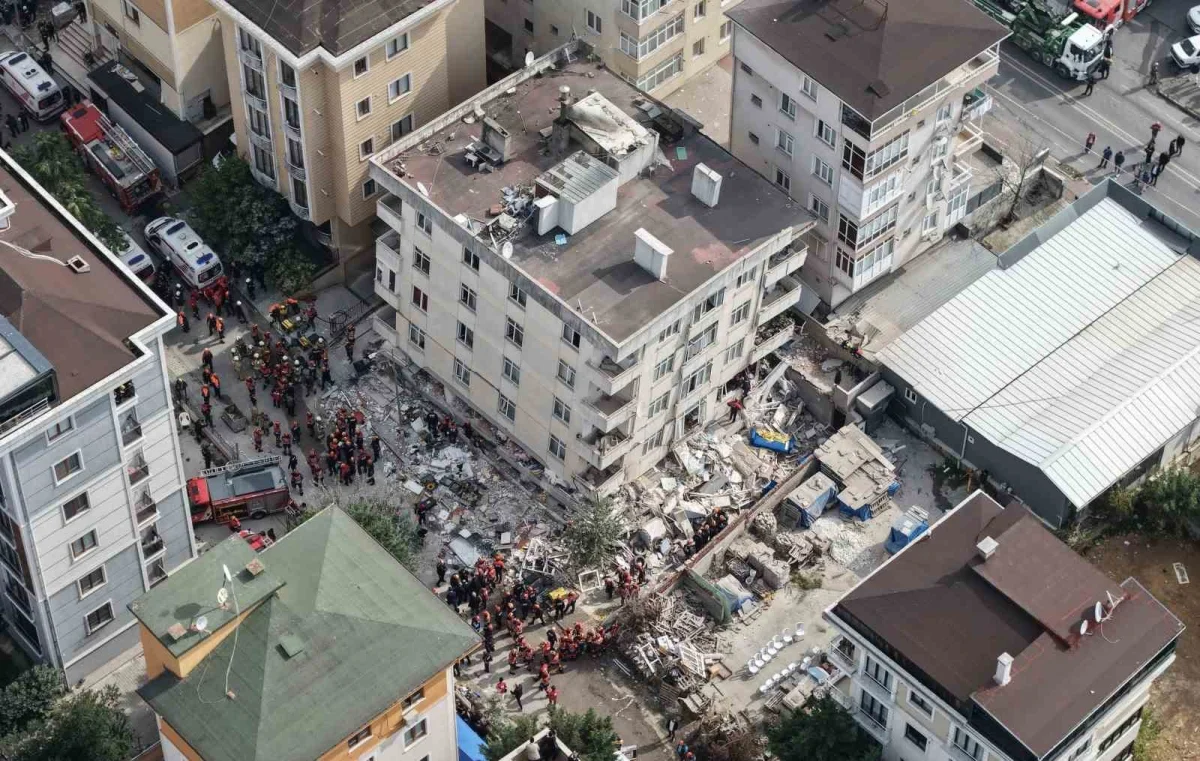 Maltepe'de çöken bina için yüzde 50 büyütme iddiası