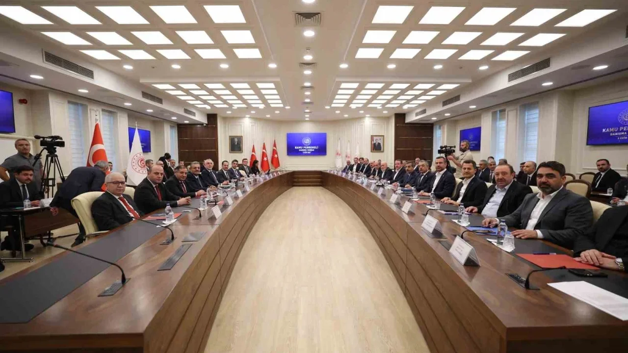 KPDK'de kamu personel düzenlemeleri görüşüldü