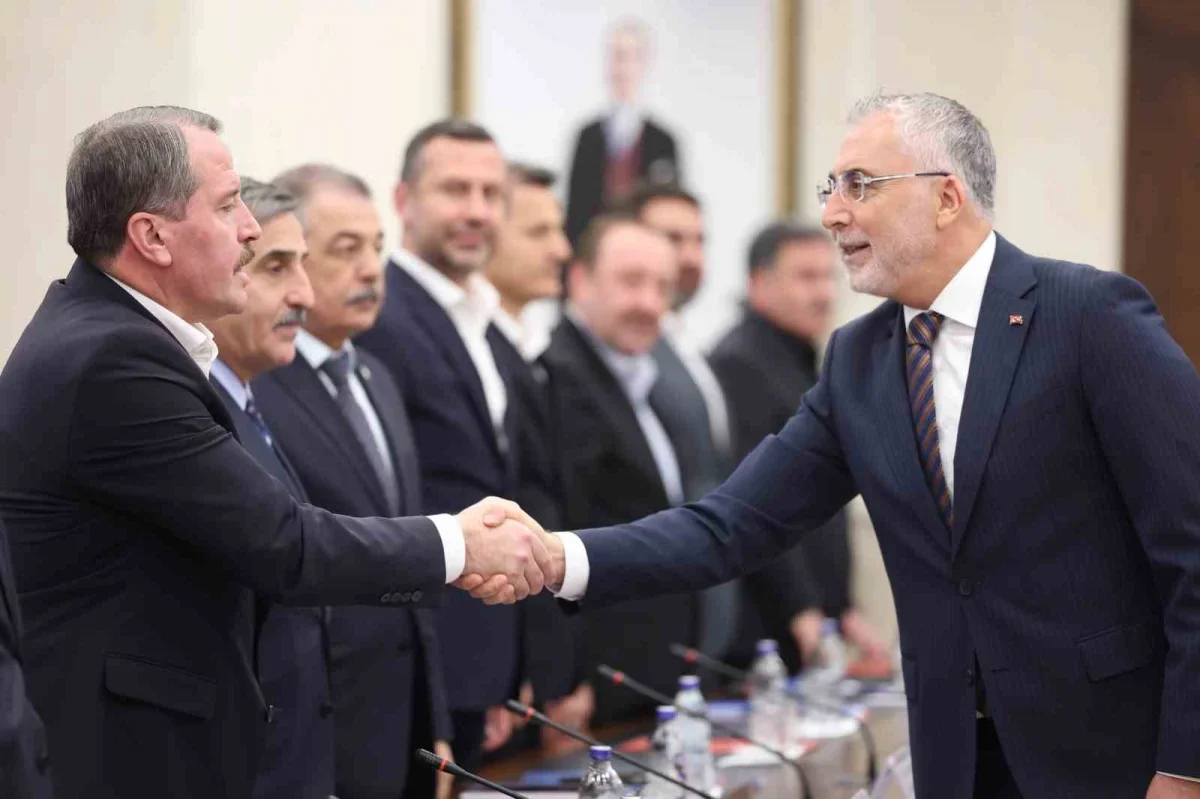 KPDK'de kamu personel düzenlemeleri görüşüldü