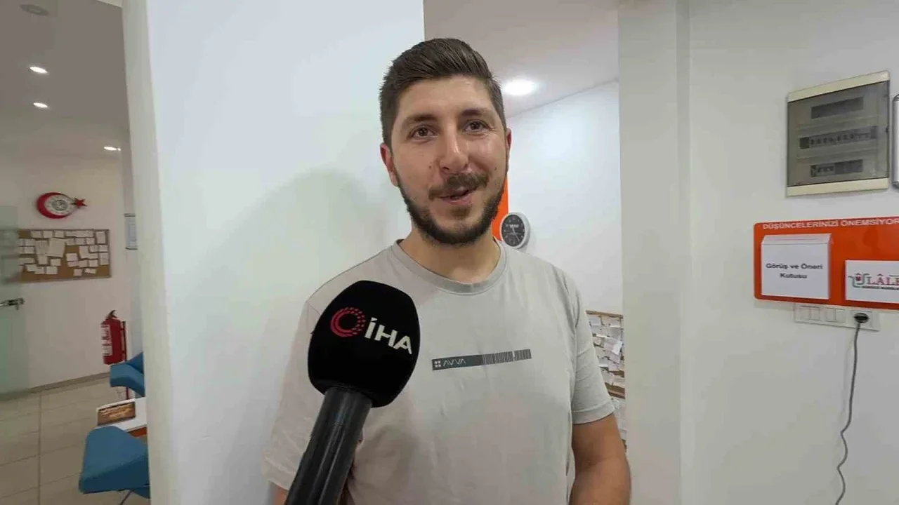 Arnavutköy'de taksici 9 bin 900 lirayı iade etti