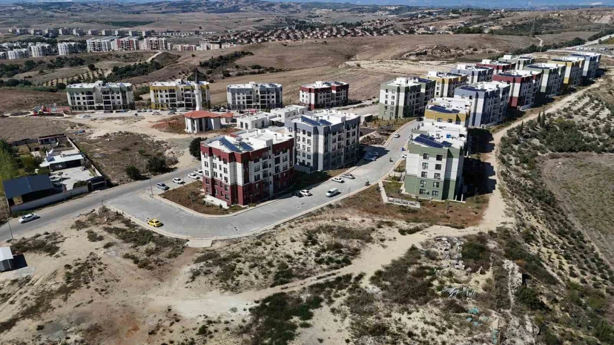 Adana'da TOKİ konutlarında kiralar 10 bin liraya indi