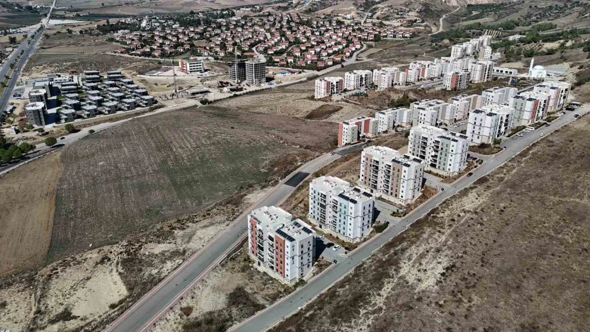 Adana'da TOKİ konutlarında kiralar 10 bin liraya indi