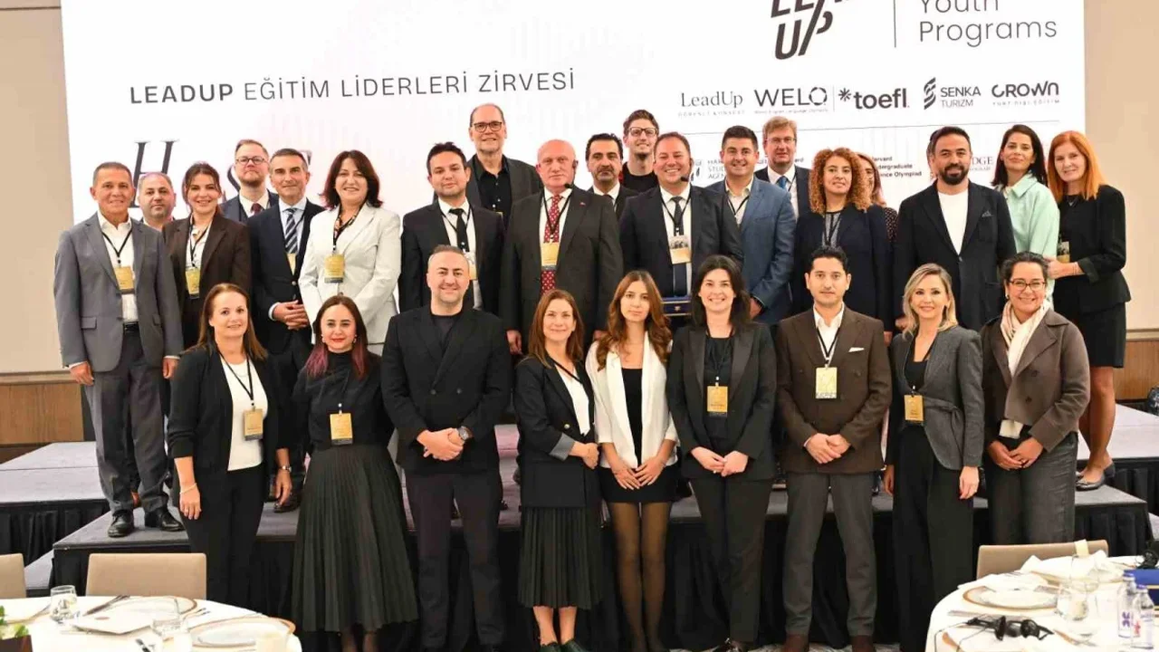 Yapay zeka desteği alan öğrenciler yüzde 17 geride