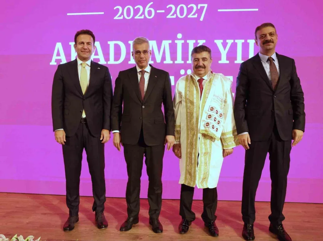 Memişoğlu'ndan sağlık teknolojisi için ortaklık çağrısı