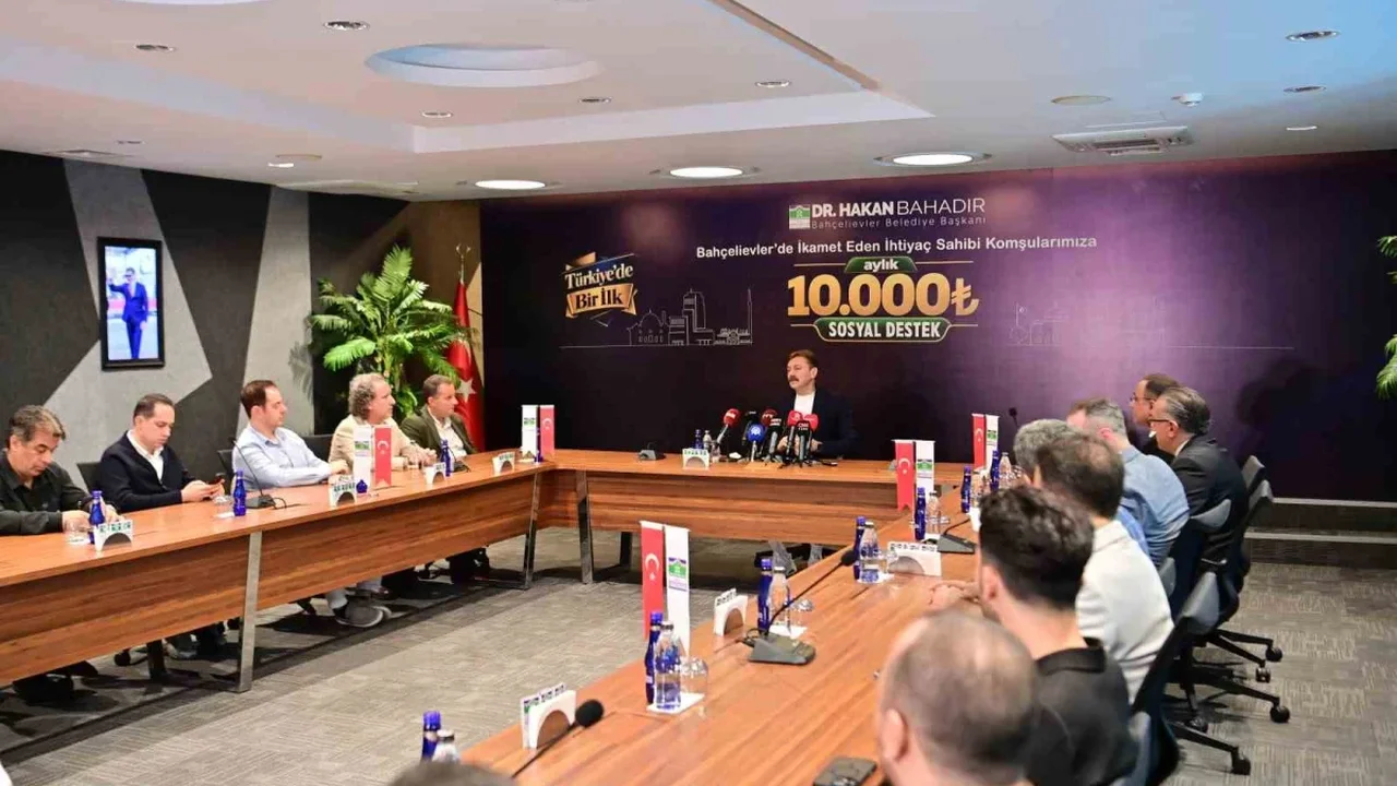 Bahçelievler'de ailelere aylık 10 bin TL destek