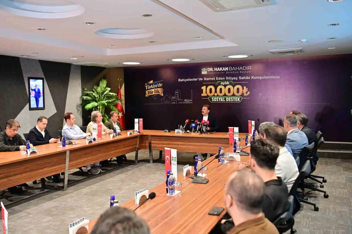 Bahçelievler'de ailelere aylık 10 bin TL destek