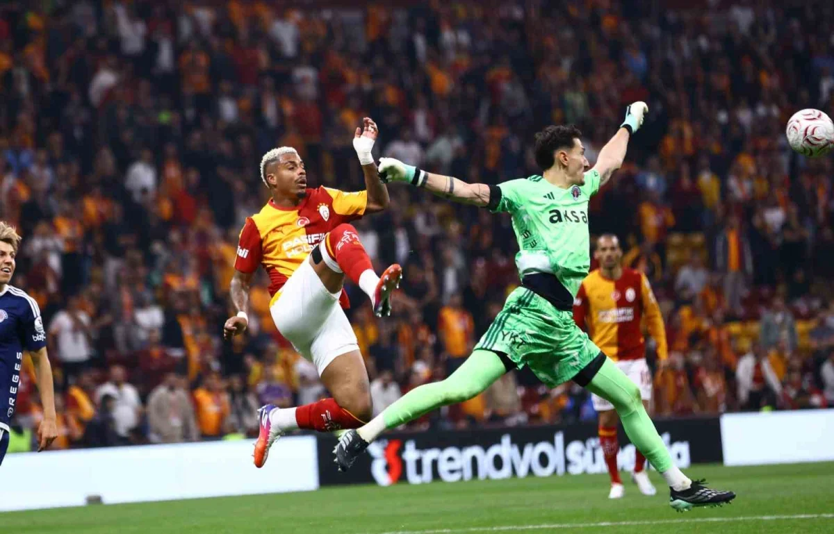 Galatasaray, Kasımpaşa'yı RAMS Park'ta 3-1 yendi