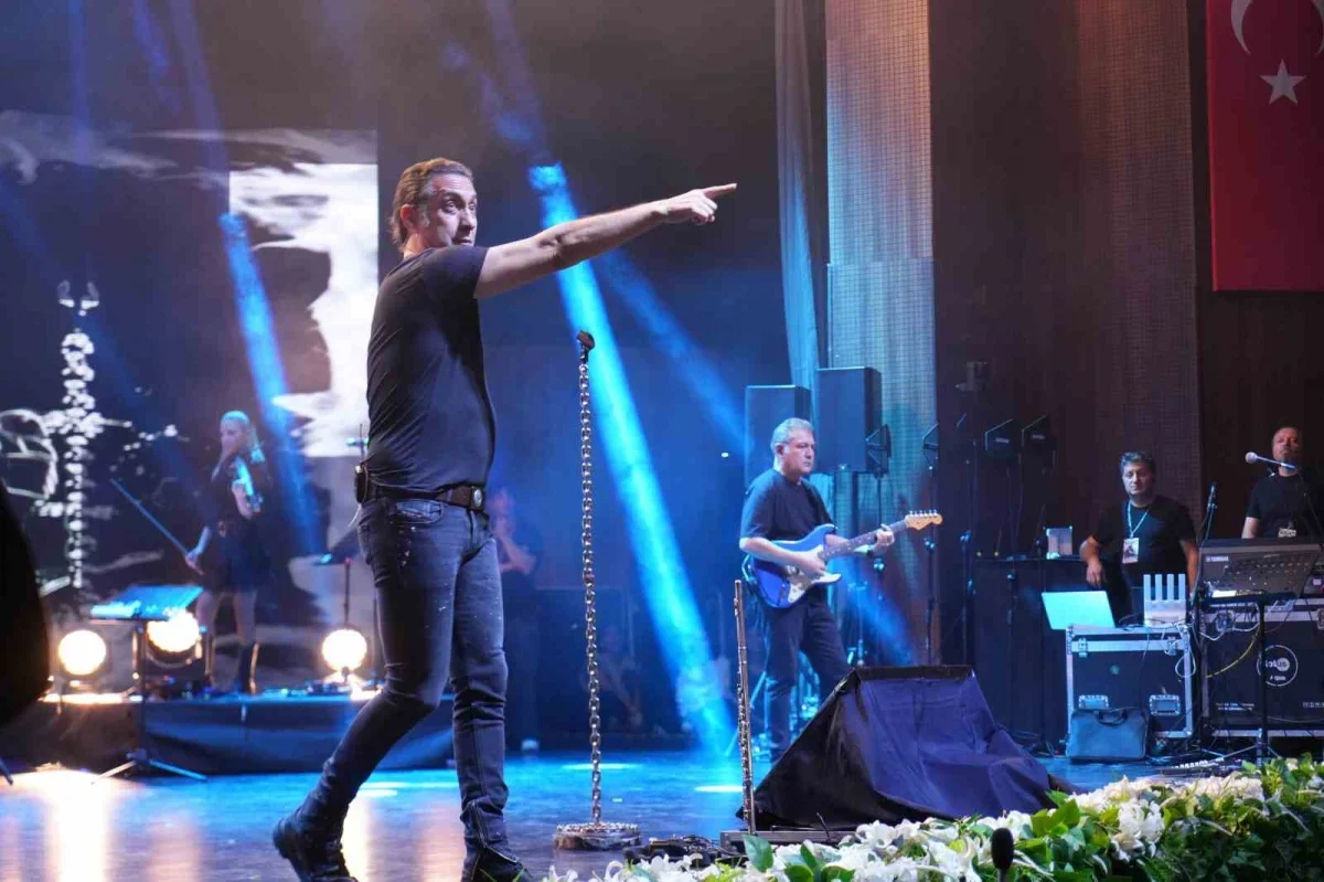 Kocaeli'de Türk Dünyası Gençlik Buluşması yapıldı
