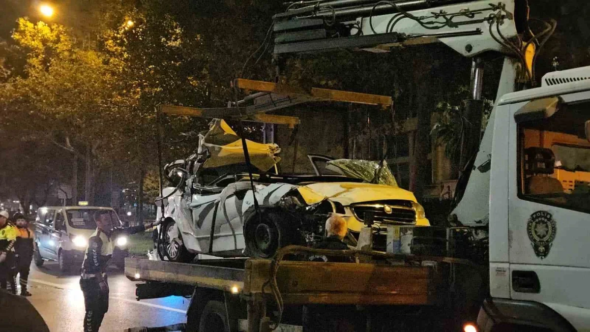 Beyoğlu'ndaki makas kazasında 3 kişi yaralandı