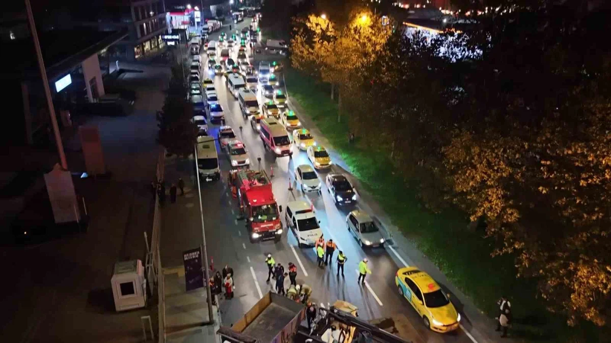 Beyoğlu'ndaki makas kazasında 3 kişi yaralandı