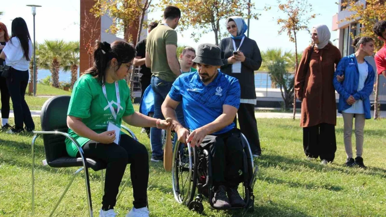 Çanakkale'de serebral palsili gençlere 3 günlük kamp