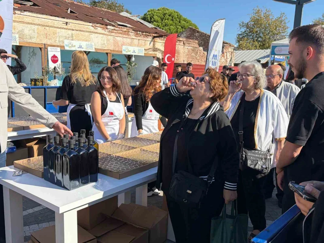 Edremit'te 13 bin kişilik Guinness rekoru denemesi başladı