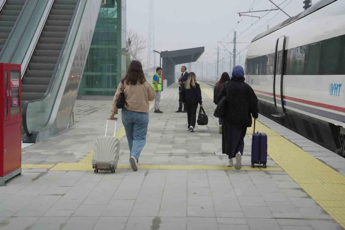 Edirne-Çerkezköy hızlı tren seferleri başladı