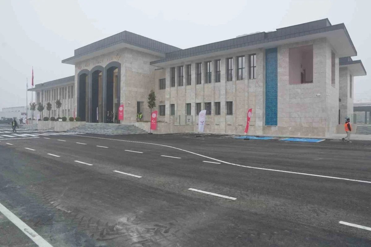 Edirne-Çerkezköy hızlı tren seferleri başladı